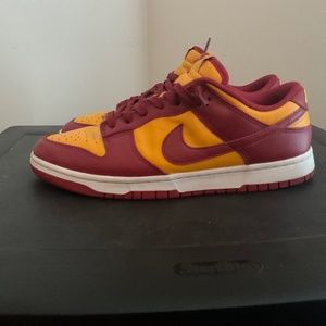 Men’s Nike Dunk Low USC Sz 10.5